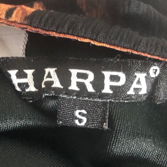 - Womens Black/Pink Floral Summer Blouse. SizeSmall - Picture 5 of 8